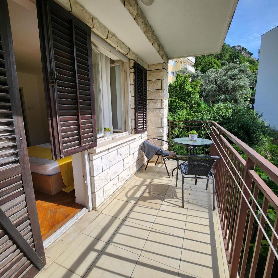רפאלוביץ' Bela Kuca Studio Apartments-Na Korak Do Mora-A Step To The Sea מראה חיצוני תמונה