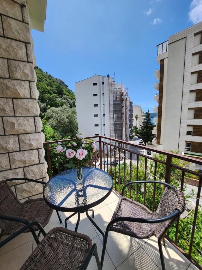 רפאלוביץ' Bela Kuca Studio Apartments-Na Korak Do Mora-A Step To The Sea מראה חיצוני תמונה
