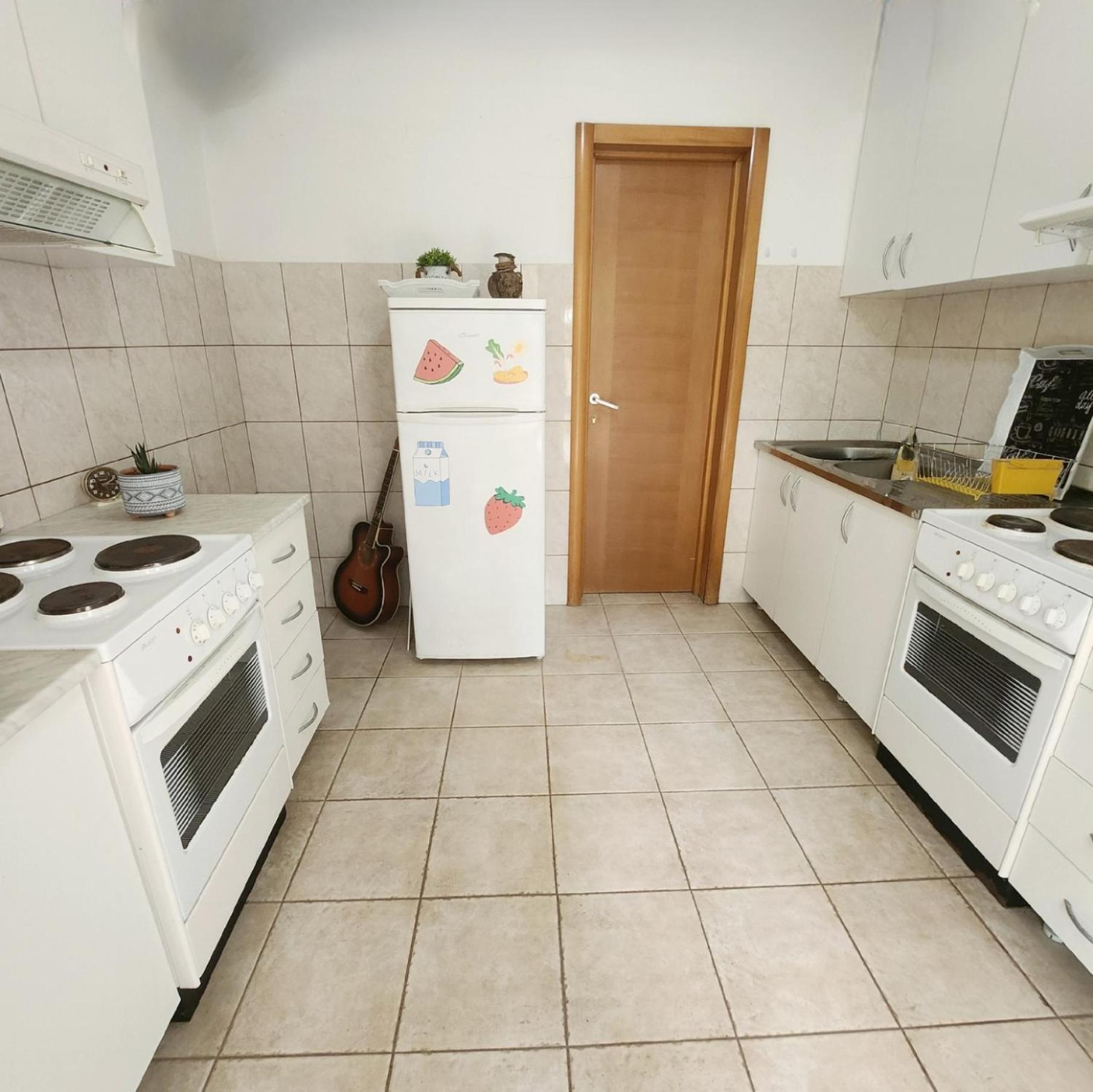 רפאלוביץ' Bela Kuca Studio Apartments-Na Korak Do Mora-A Step To The Sea מראה חיצוני תמונה